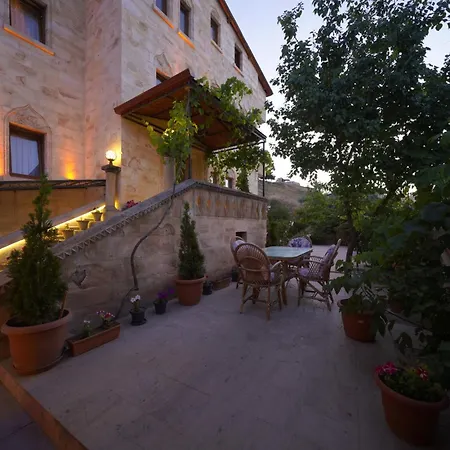 Dorm By Shoestring Hostel